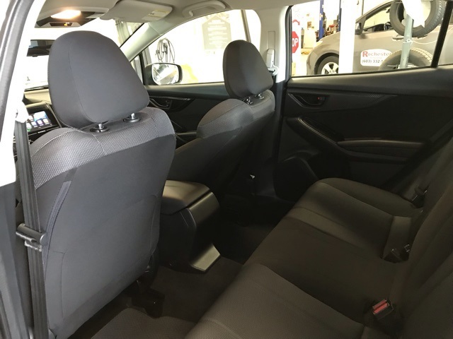 2019 Subaru Impreza 2.0i photo 13