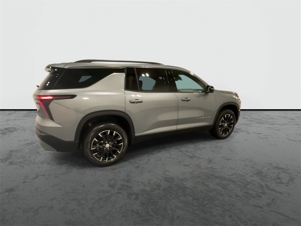 2026 Chevrolet Traverse photo 9
