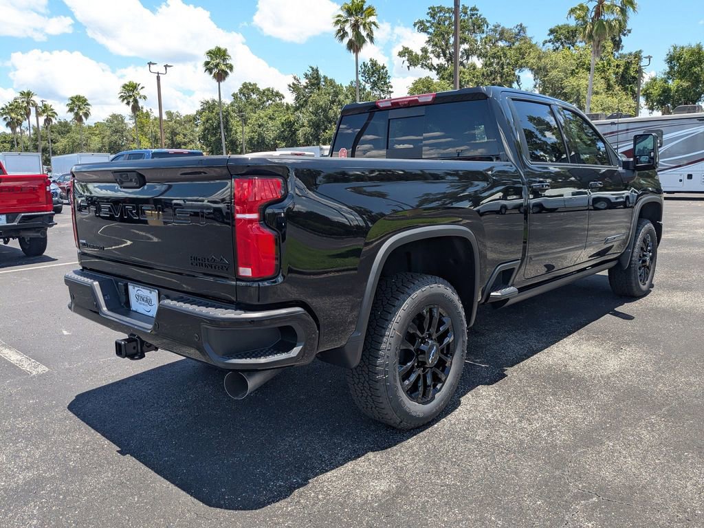 2025 Chevrolet Silverado 2500HD High Country photo 4