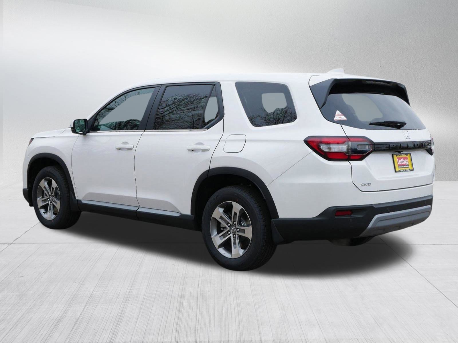 2025 Honda Pilot EX-L photo 4