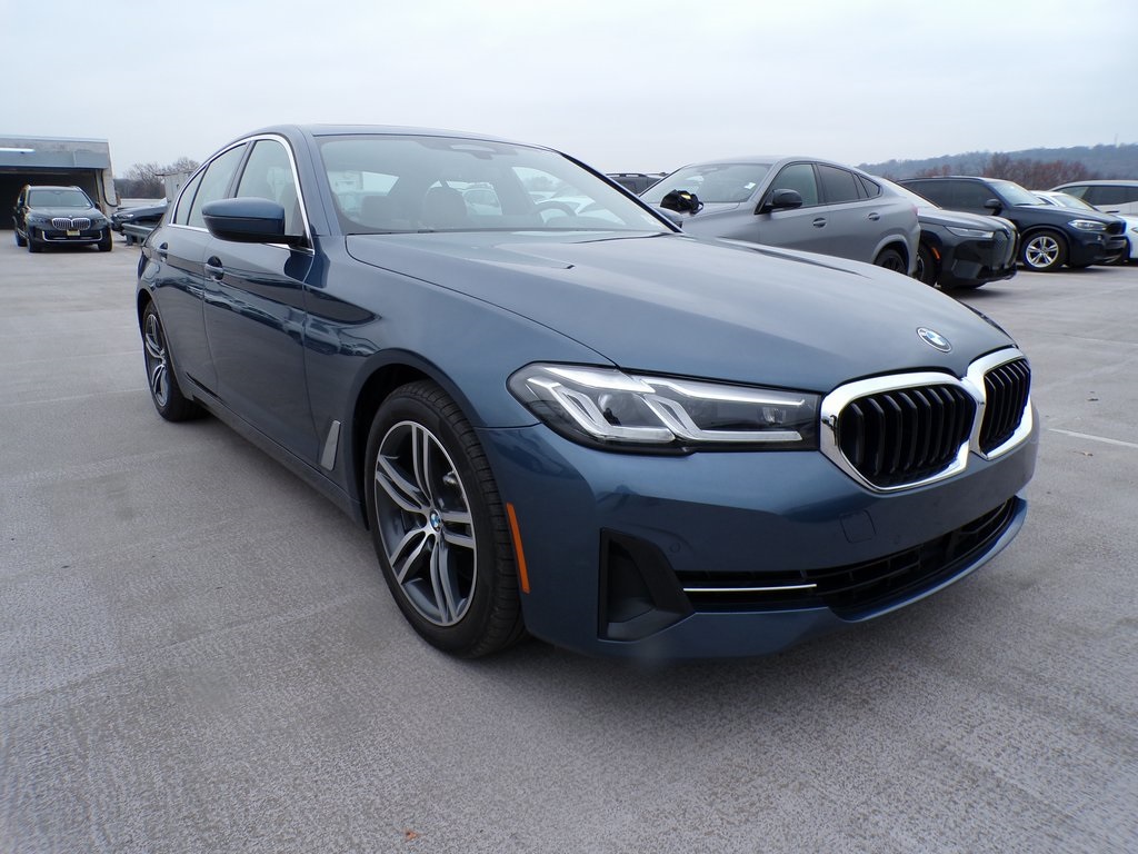 2023 BMW 5 Series 530i's photo