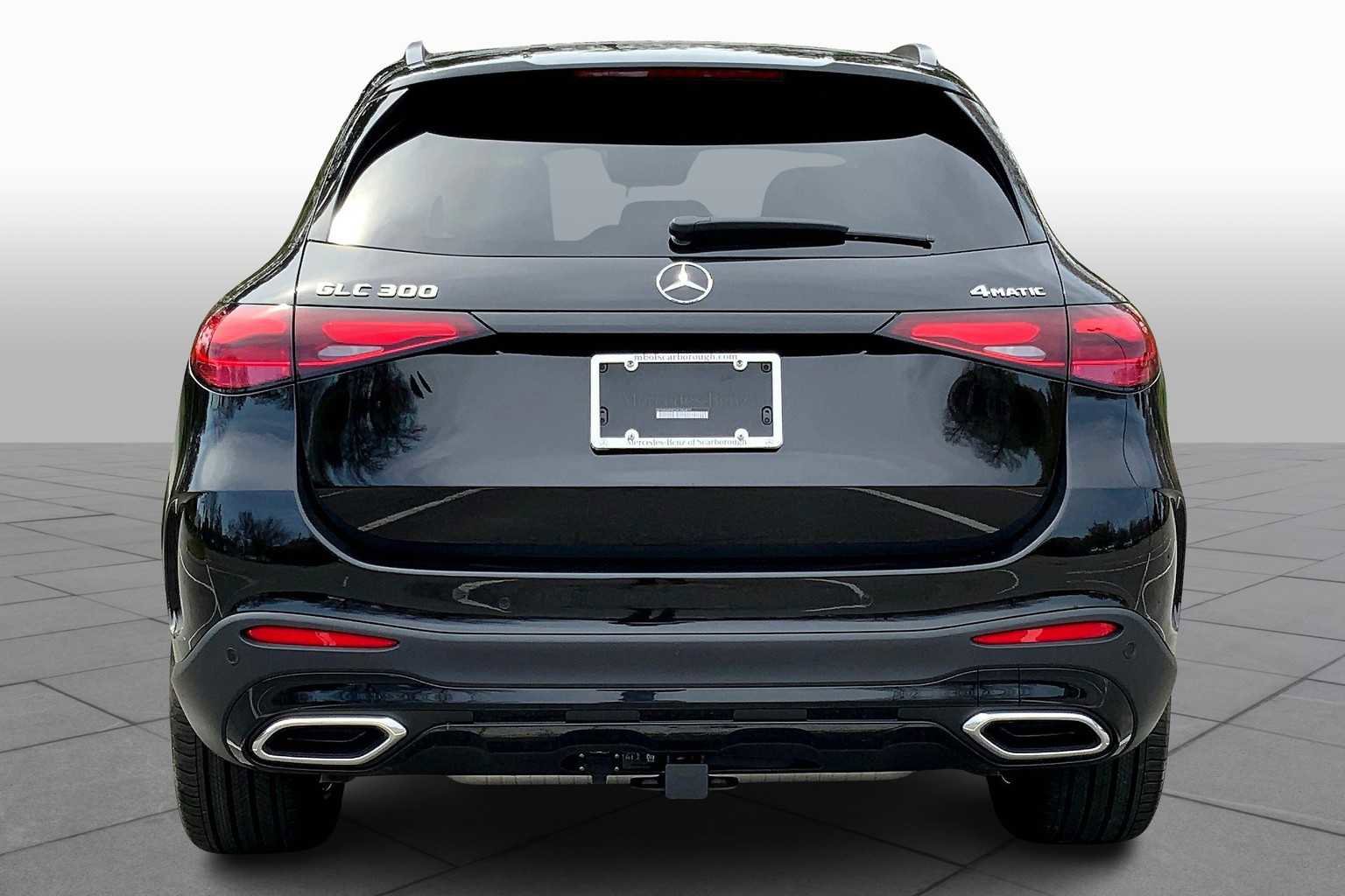 2025 Mercedes Benz GLC 300 4MATIC photo 4
