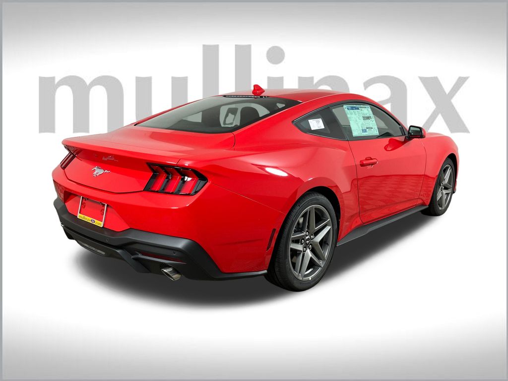 2025 Ford Mustang EcoBoost photo 3