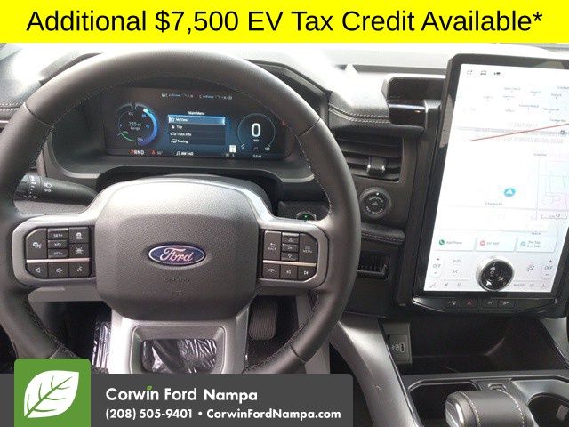 2025 Ford F-150 Lightning photo 19