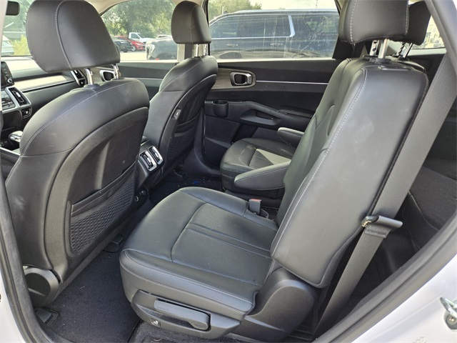 2023 Kia Sorento X-Line EX photo 4