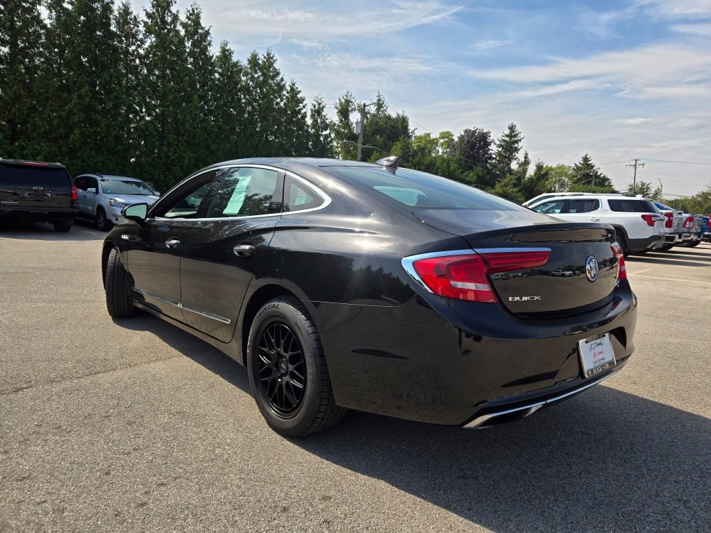 2018 Buick LaCrosse Premium photo 9