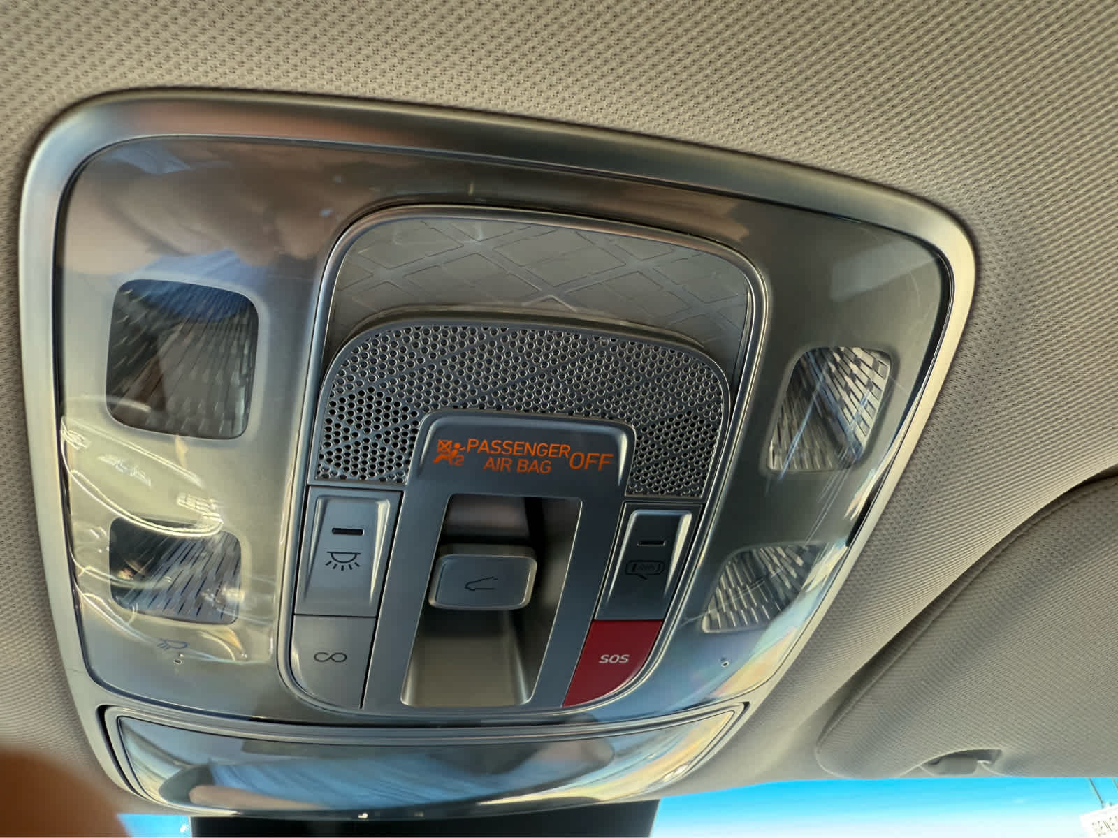 2022 Genesis GV70 2.5T photo 11