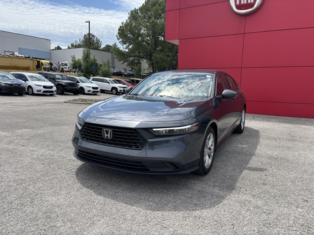 2023 Honda Accord LX photo 2