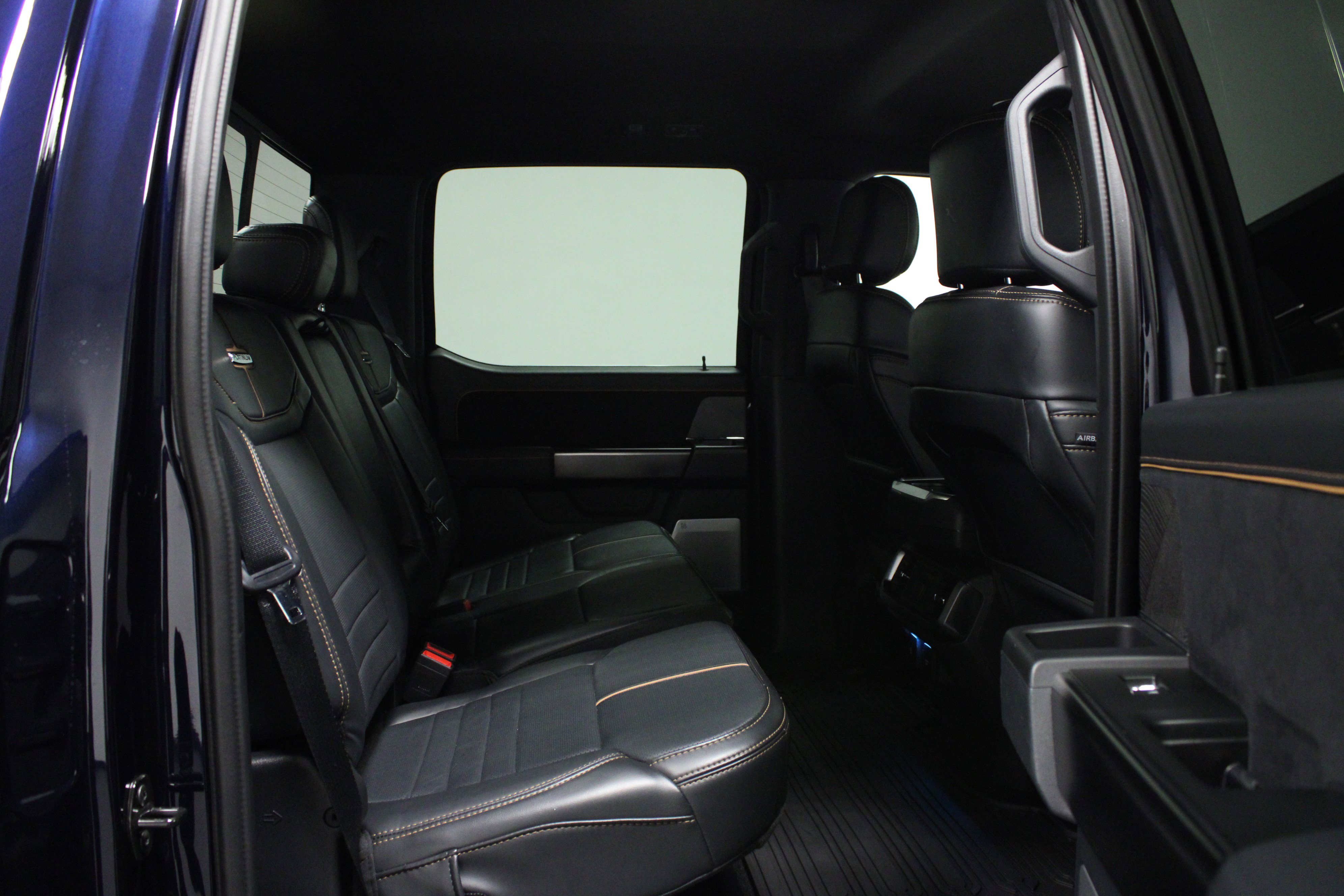 2022 Ford F-150 Platinum photo 13