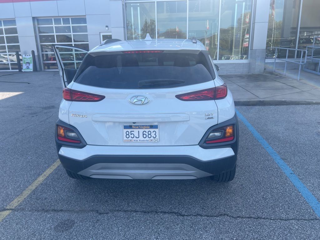 2021 Hyundai Kona SEL Plus photo 4