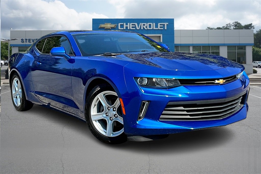 2018 Chevrolet Camaro 1LT photo 3