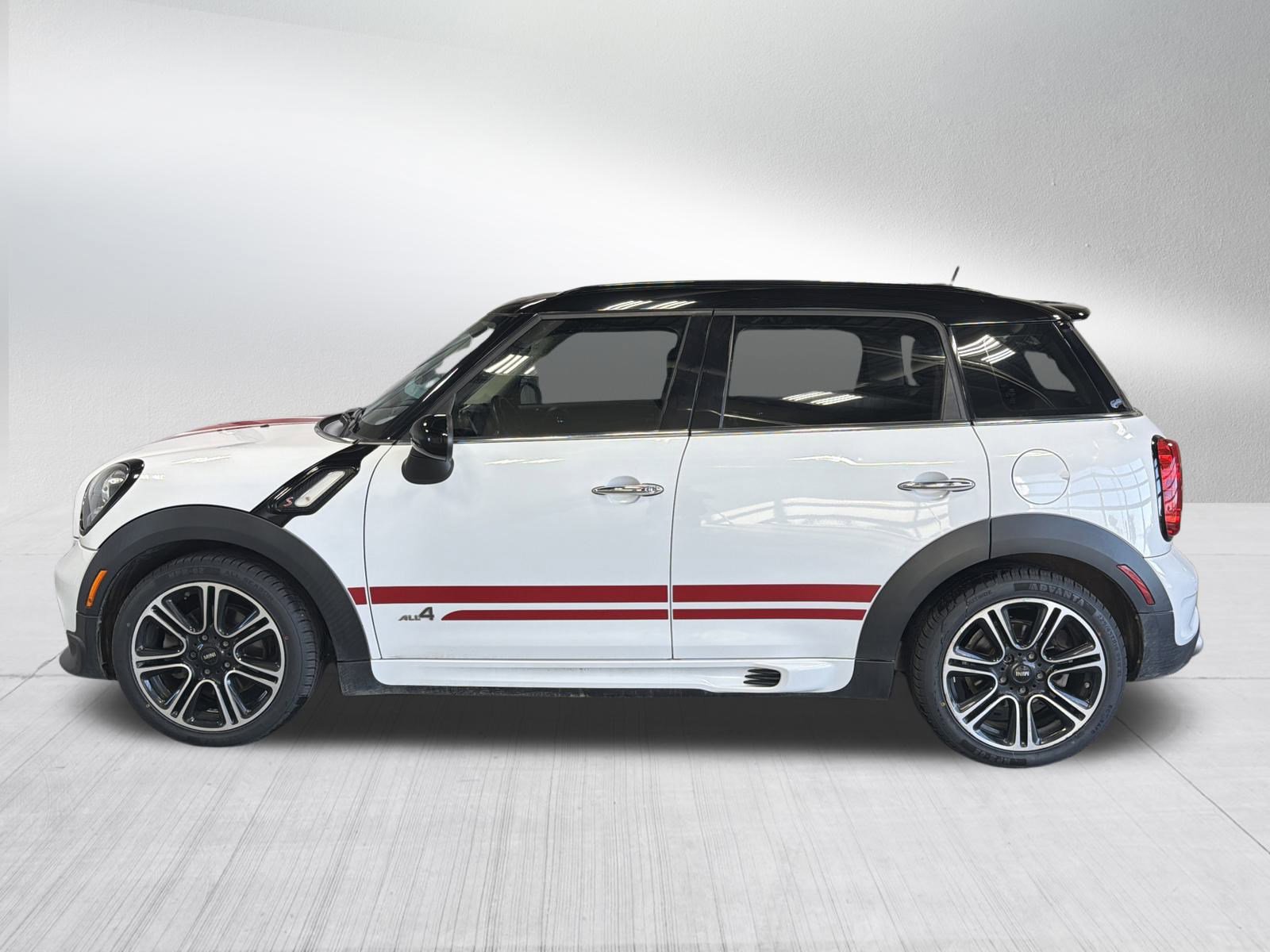 2016 Mini Countryman S ALL4 photo 4