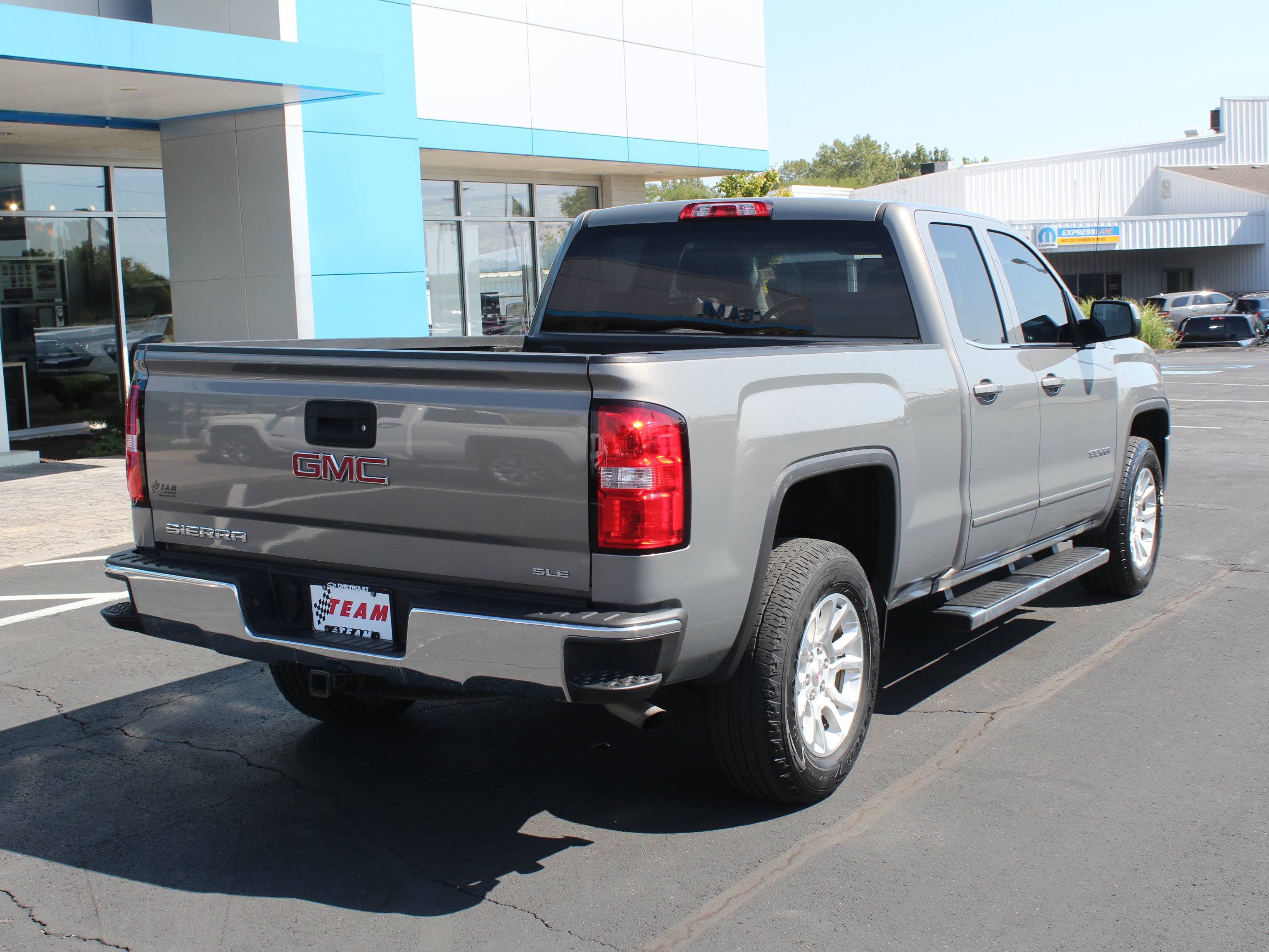 2017 Gmc Sierra 1500 SLE photo 4