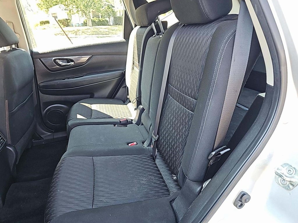 2018 Nissan Rogue S photo 5