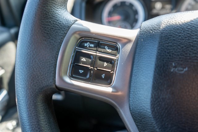 2022 Ram 1500 Classic Warlock photo 16