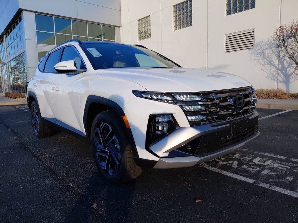 2026 Hyundai Tucson Limited photo 3