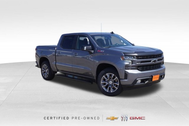 PRE-OWNED 2022 CHEVROLET SILVERADO 1500 LTD RST 4WD 4D CREW CAB