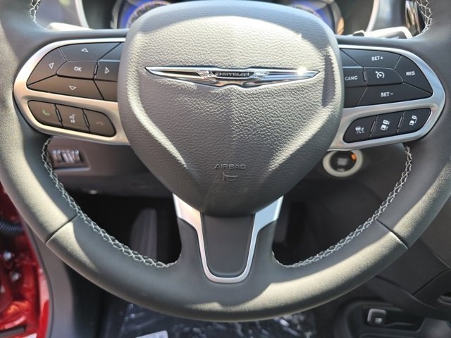 2026 Chrysler Pacifica photo 26