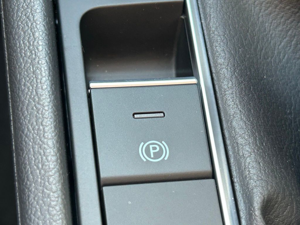 2025 Volkswagen Jetta 1.5T S photo 40