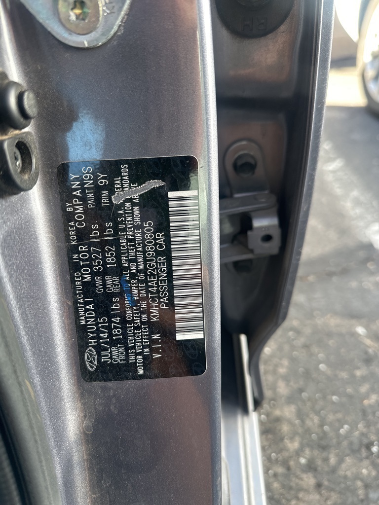 2016 Hyundai Accent SE photo 6