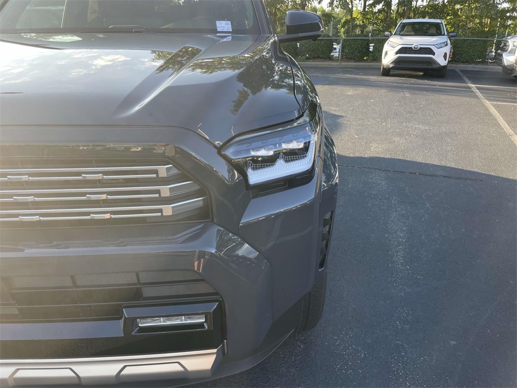 2025 Toyota 4Runner Limited photo 9