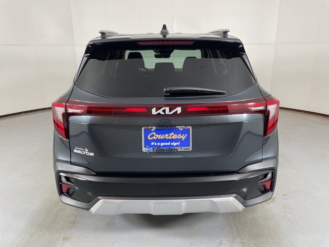2026 Kia Seltos S photo 3