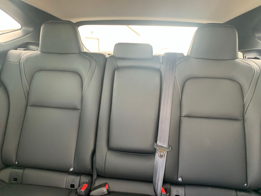 2025 Nissan Murano SL photo 12