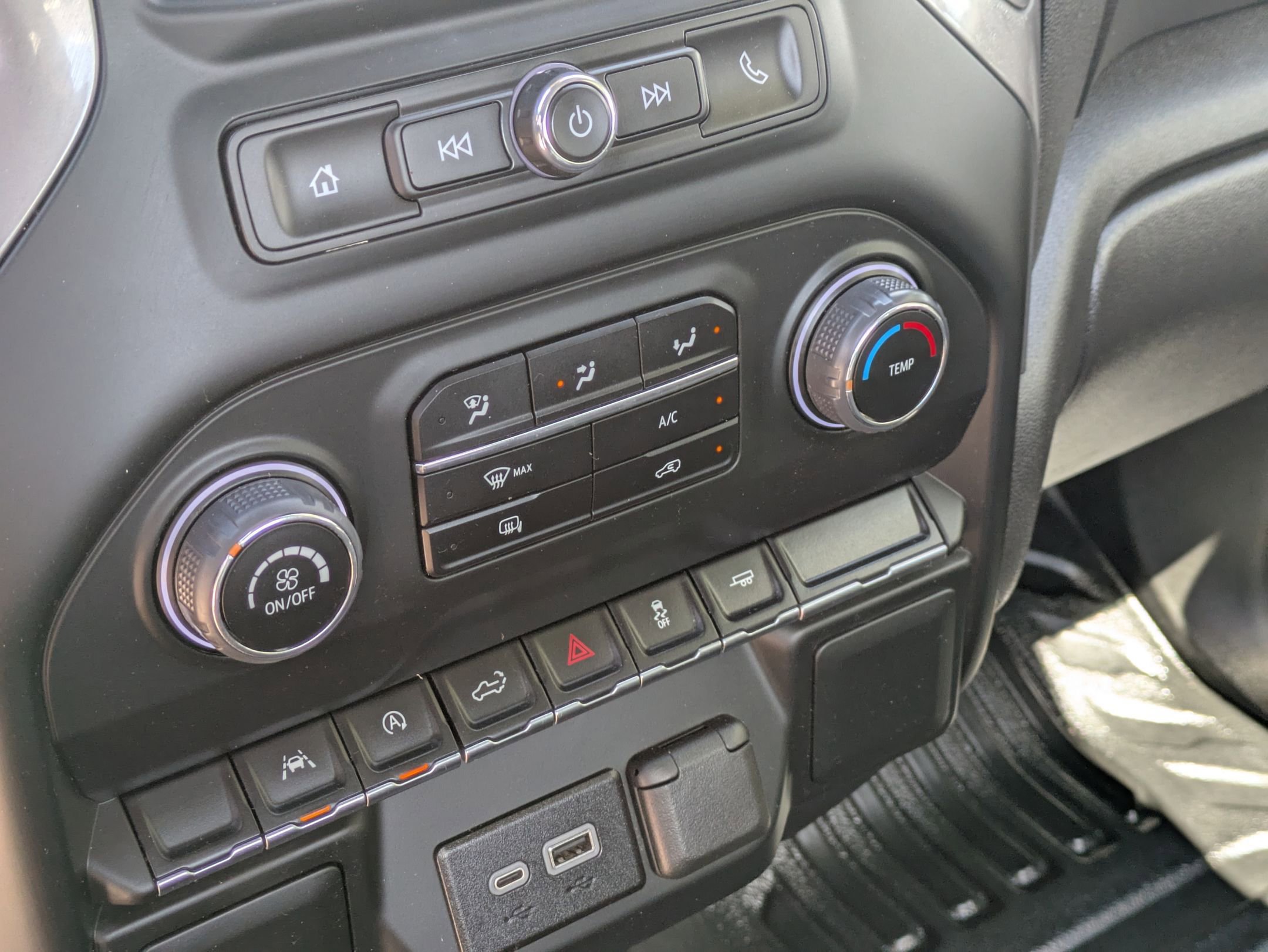 2024 Chevrolet Silverado 1500 Work Truck photo 18