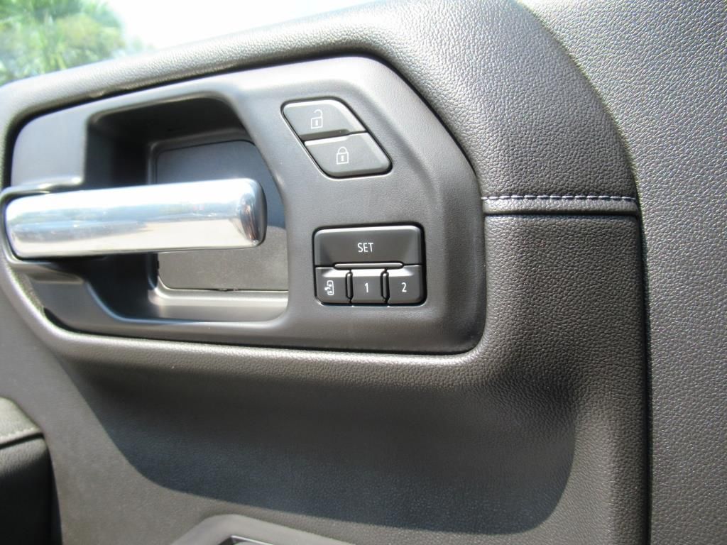 2022 Chevrolet Silverado 1500 LTZ photo 31