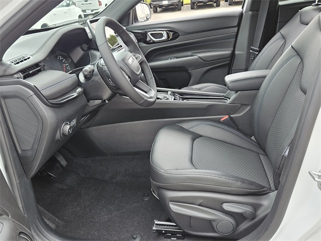 2026 Jeep Compass Latitude Altitude photo 5