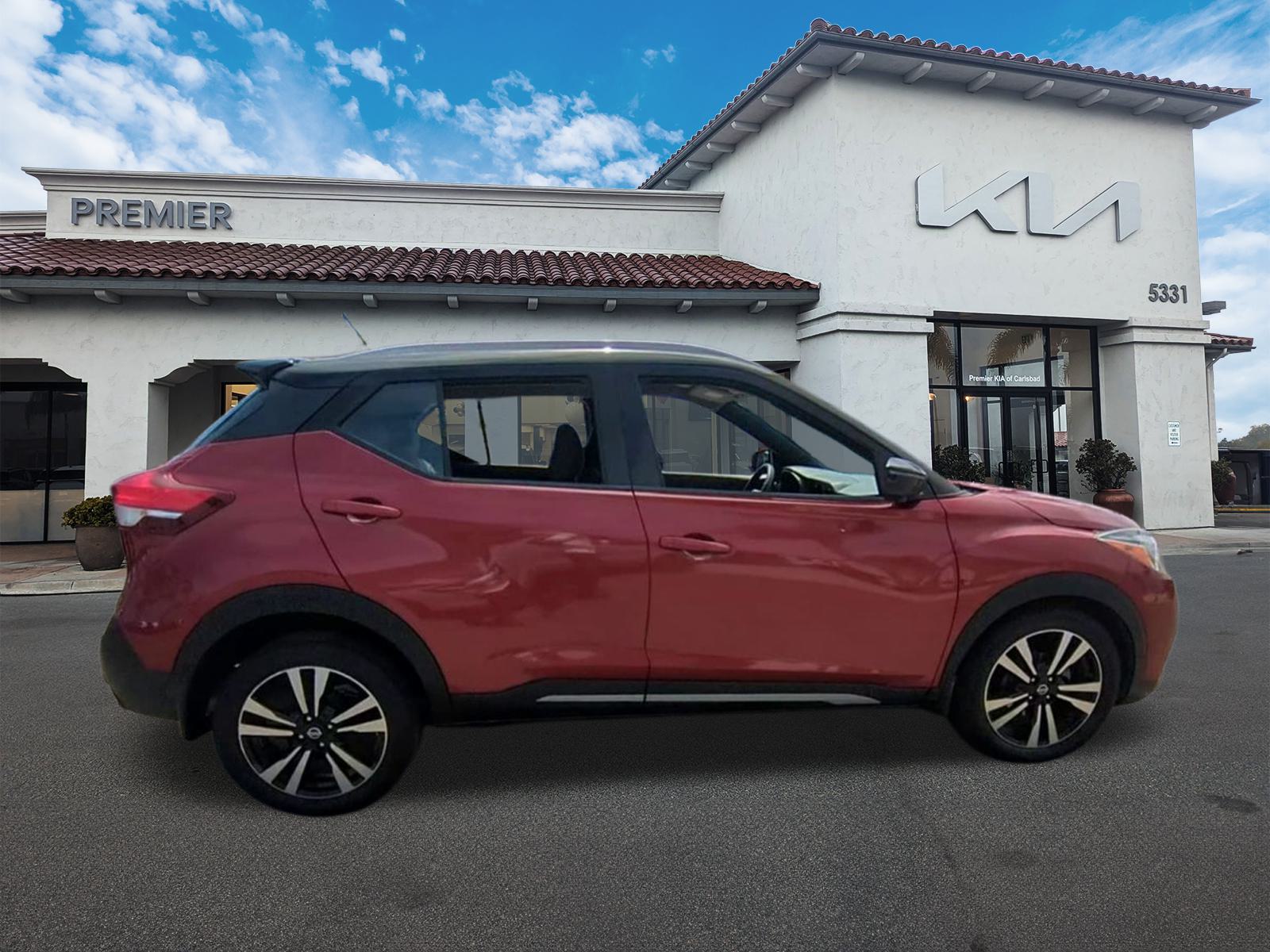 2020 Nissan Kicks SR photo 6