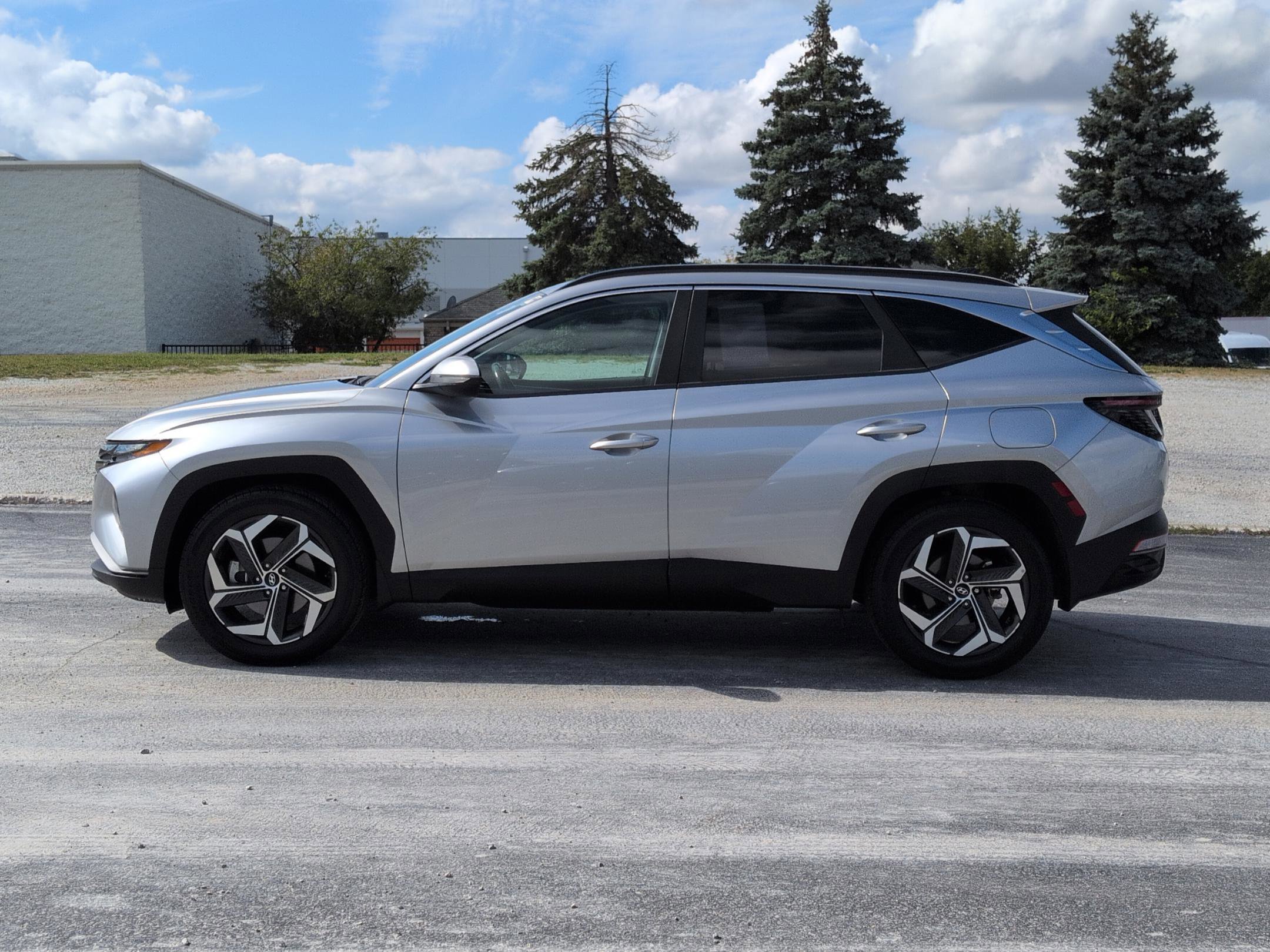2022 Hyundai Tucson SEL photo 3