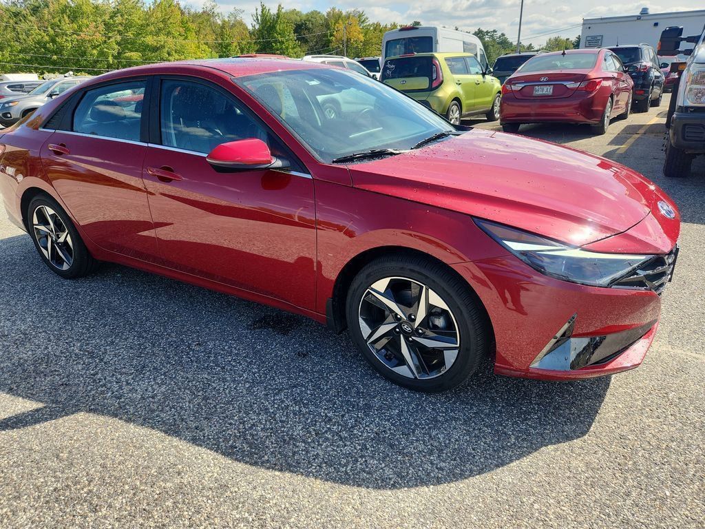 2023 Hyundai Elantra Limited's photo