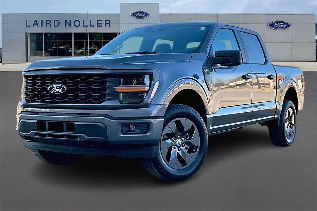 2025 Ford F-150 STX's photo