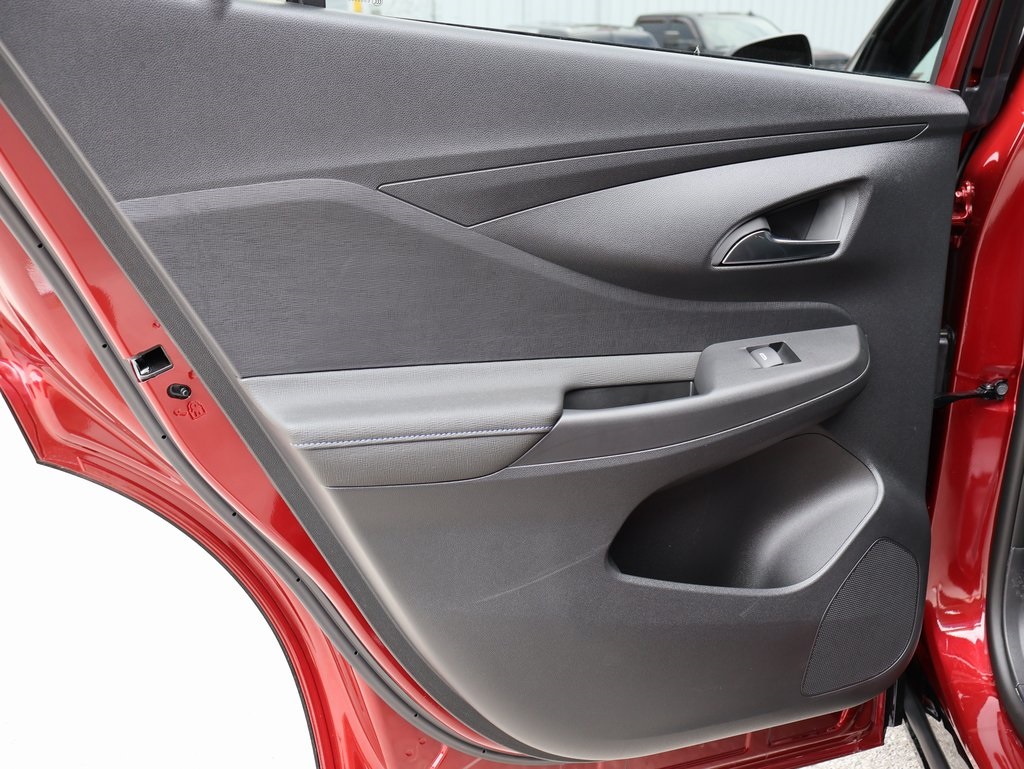 2025 Buick Envista ST photo 16