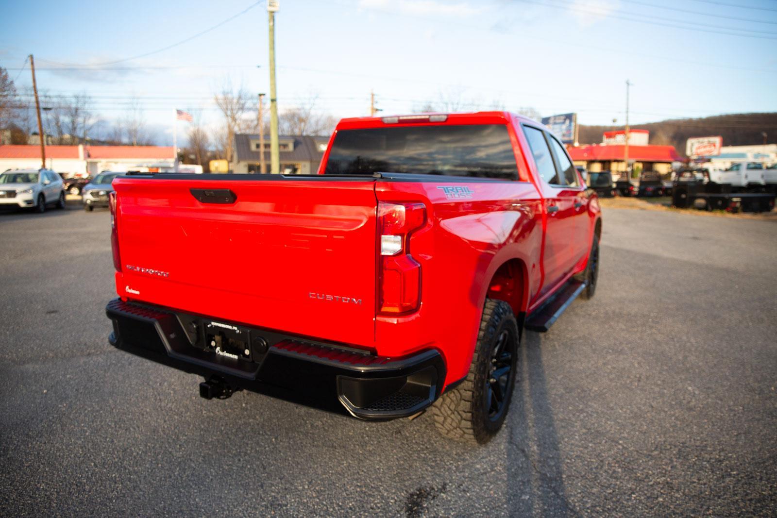2022 Chevrolet Silverado 1500 Custom Trail Boss photo 3