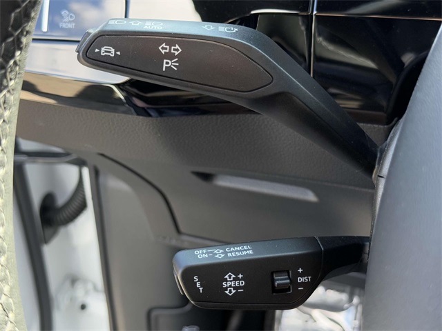 2022 Audi e-tron Prestige photo 25
