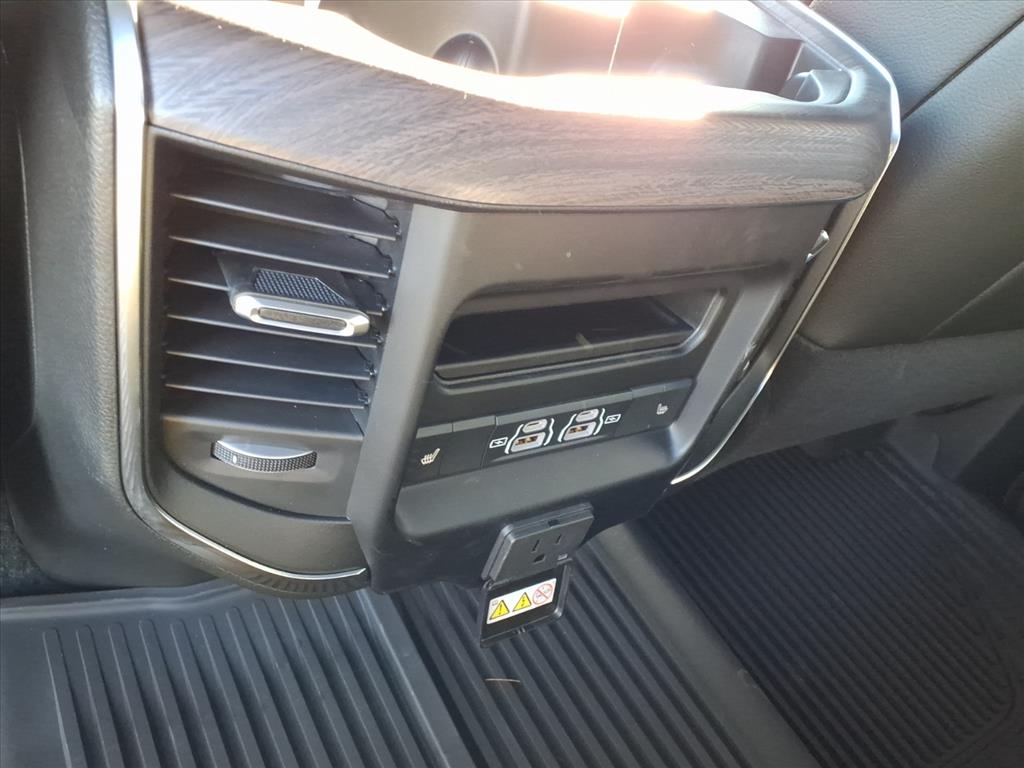 2026 Ram 3500 Laramie photo 4