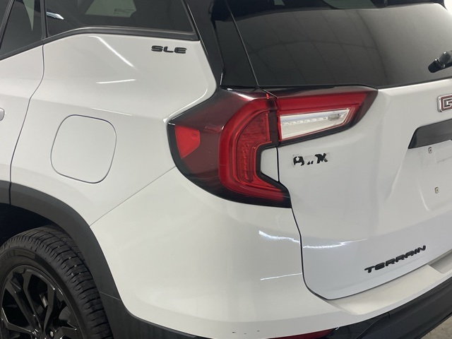 2022 Gmc Terrain SLE photo 13