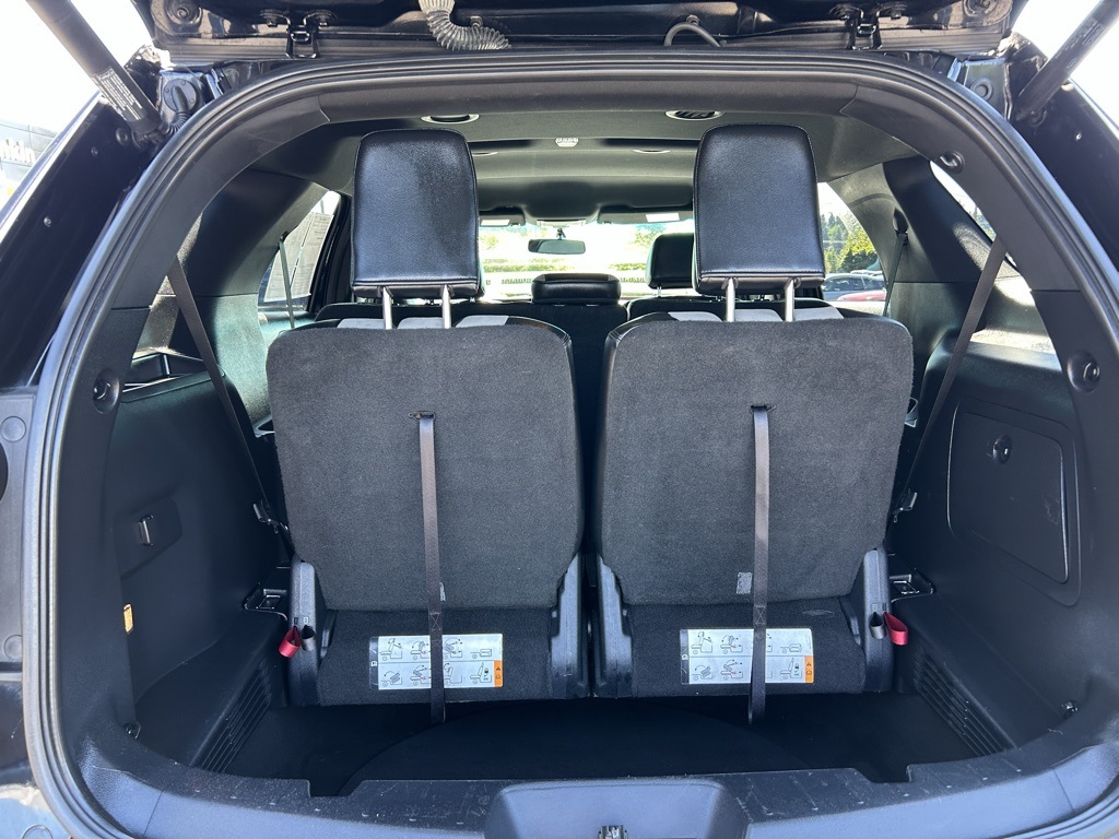 2017 Ford Explorer XLT photo 28