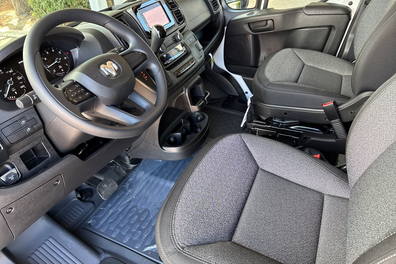 2026 Ram ProMaster 1500 photo 7