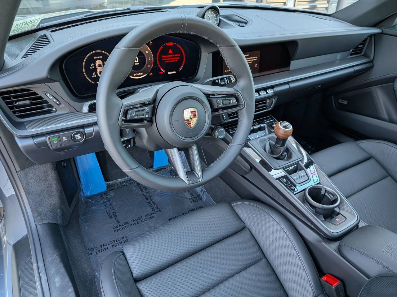 2025 Porsche 911 T photo 4