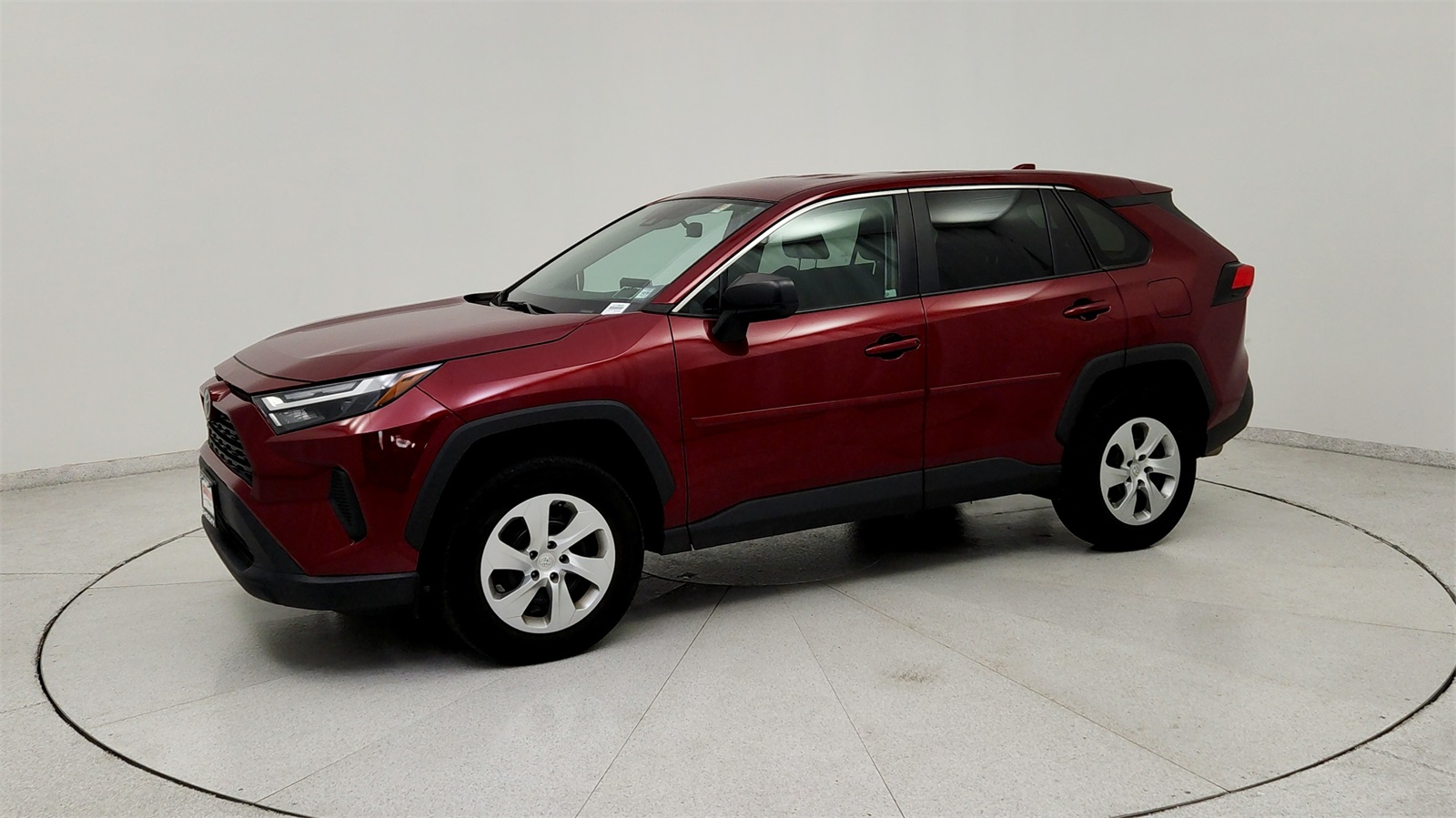 2023 Toyota RAV4 LE photo 3