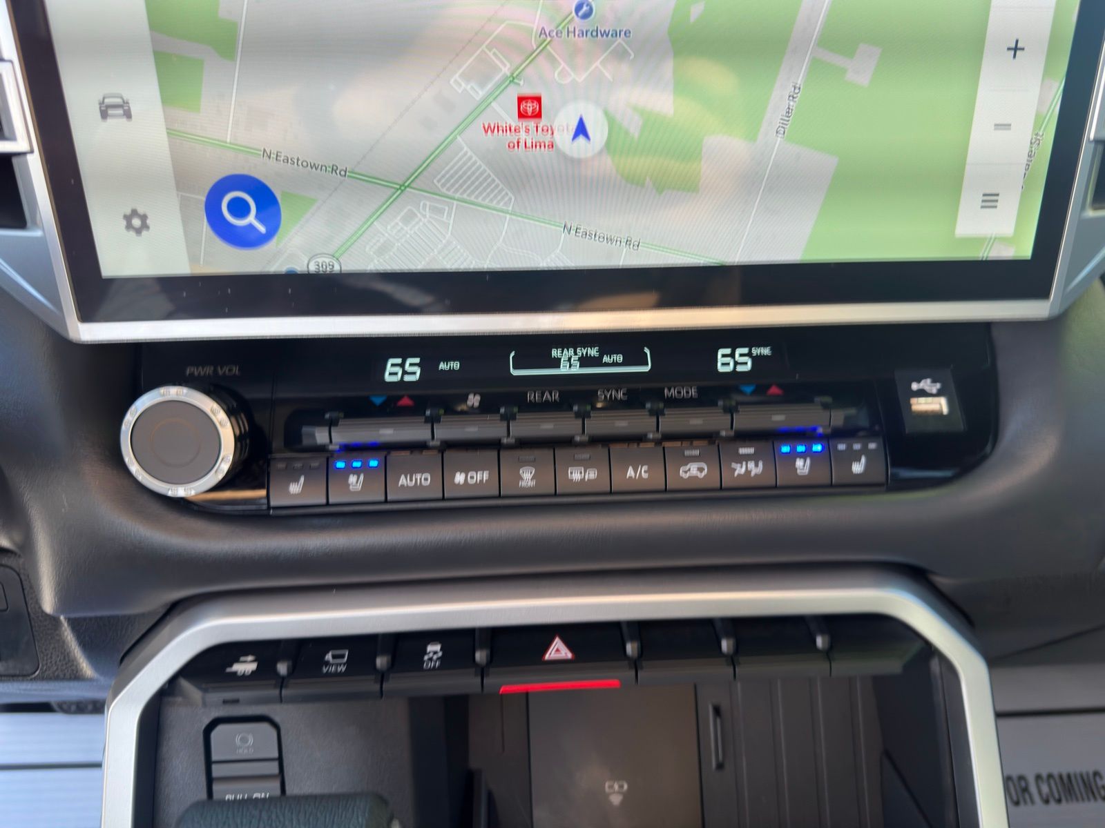 2025 Toyota Sequoia Platinum photo 20
