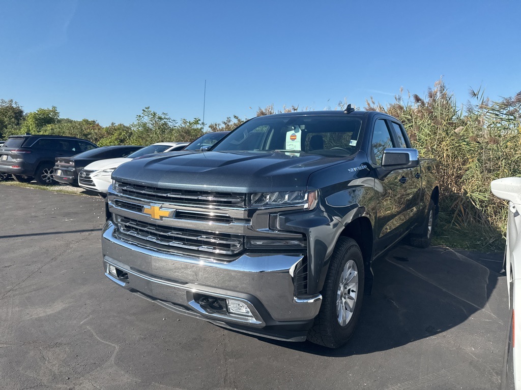 2019 Chevrolet Silverado 1500 LT photo 3