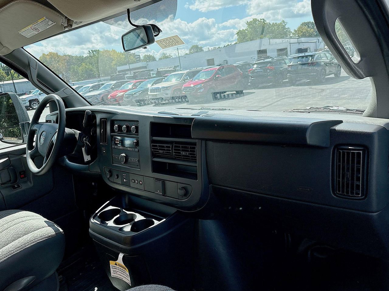 2025 Gmc Savana Cutaway photo 23