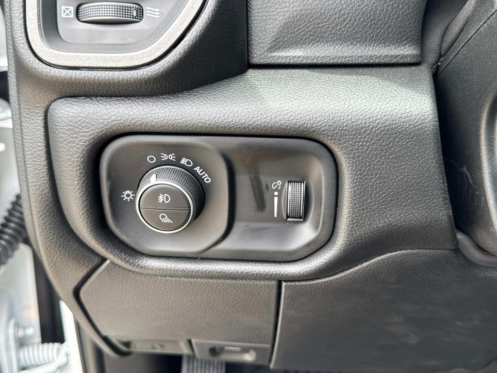 2025 Ram 2500 Tradesman photo 46