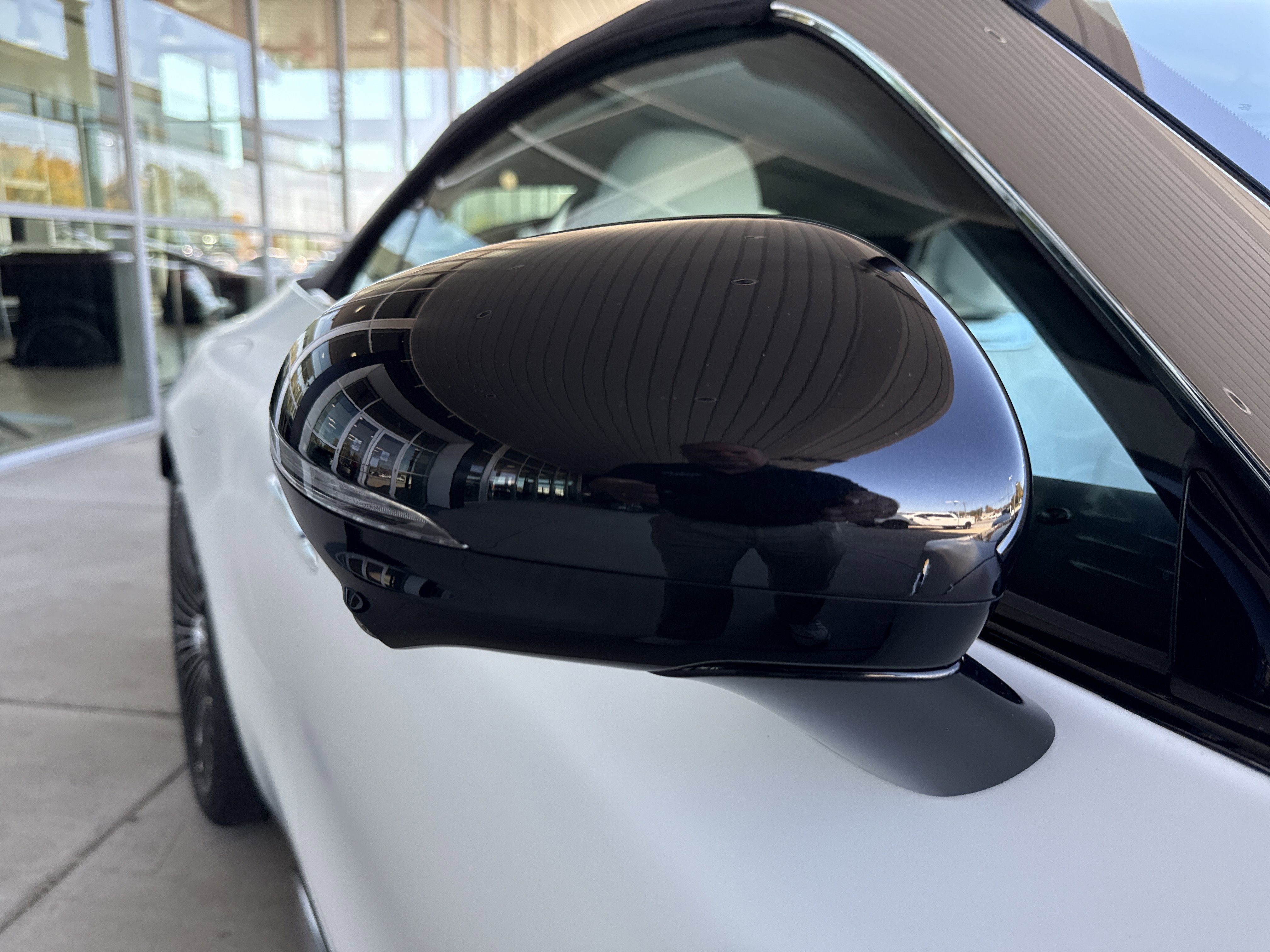 2026 Mercedes Benz SL photo 2