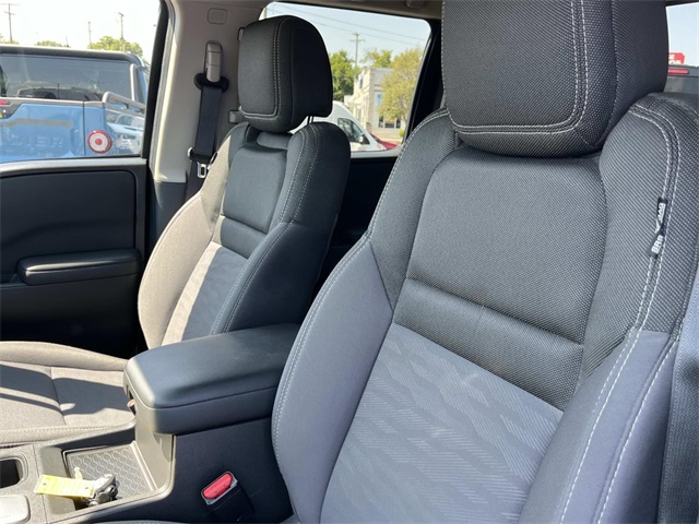 2023 Nissan Frontier SV photo 28