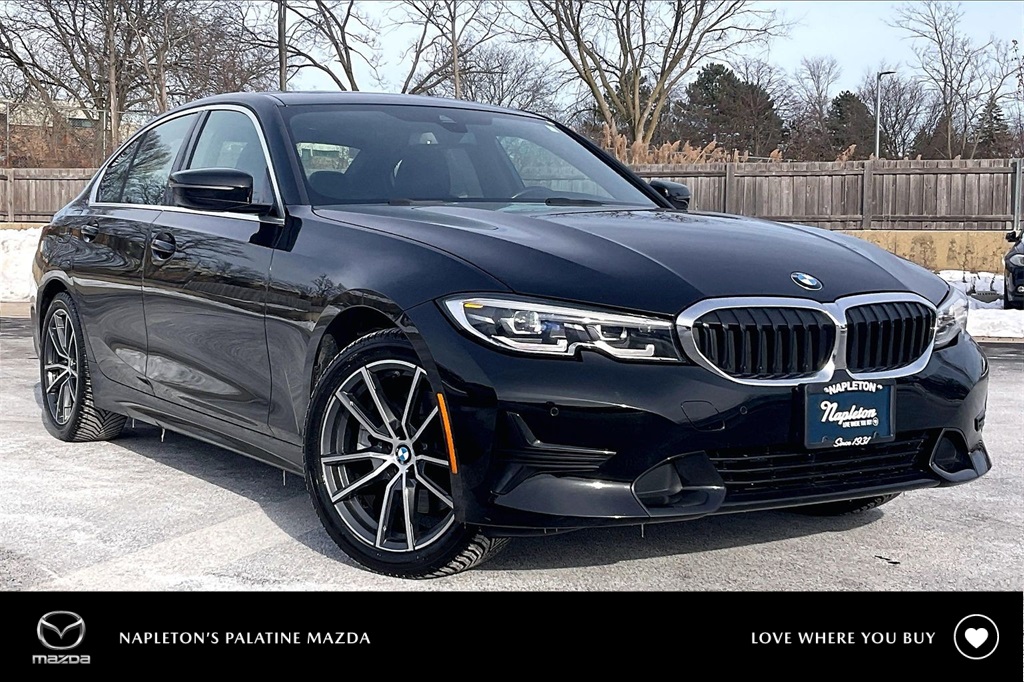 2021 BMW 3 Series 330i's photo